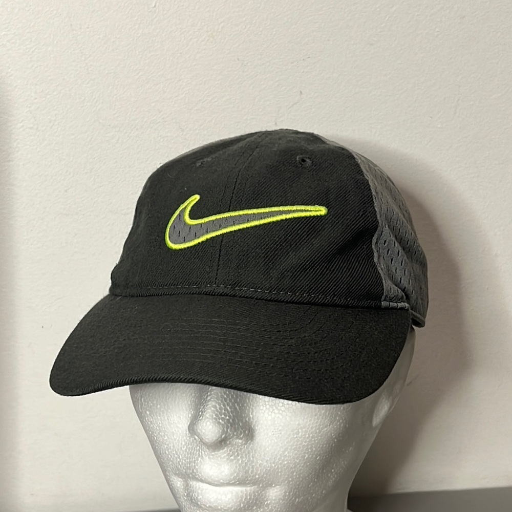 Nike Vintage Mesh Logo Kids Hat Cap